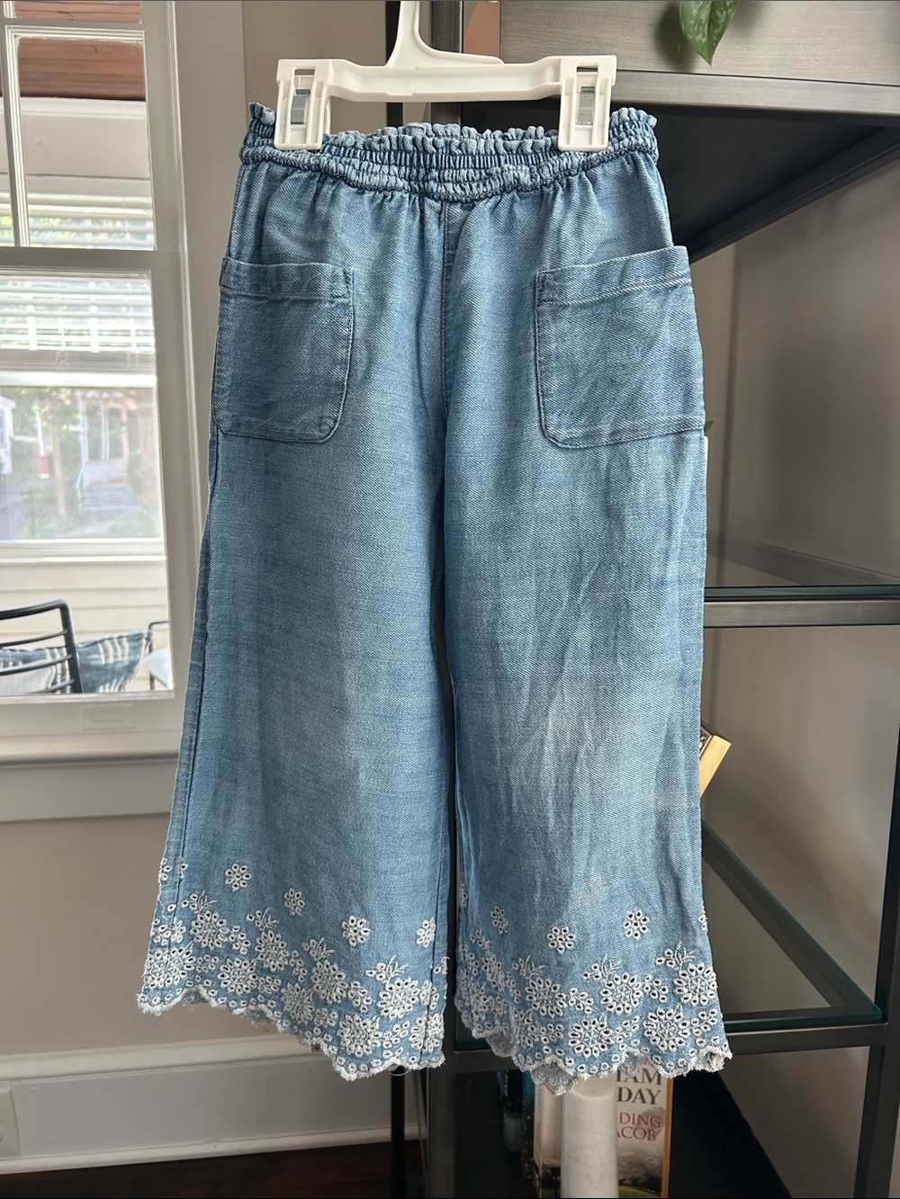 Boden Blue 100% Cotton Broderie Hem Trousers - Picture 2 of 6